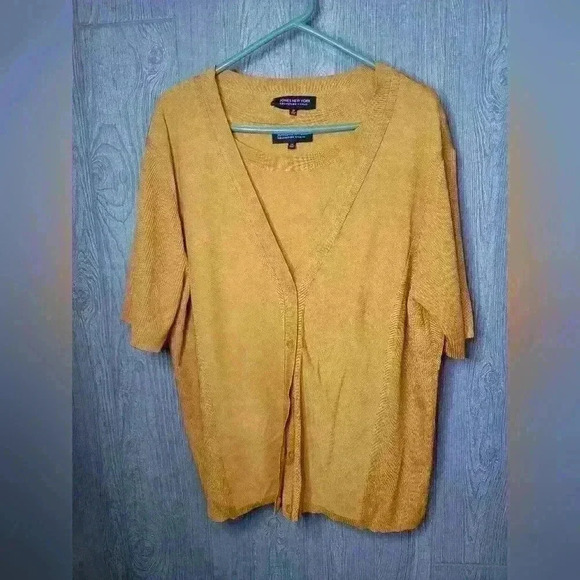 2 piece Jones New York Collection women. Mustard in color. - Picture 1 of 7